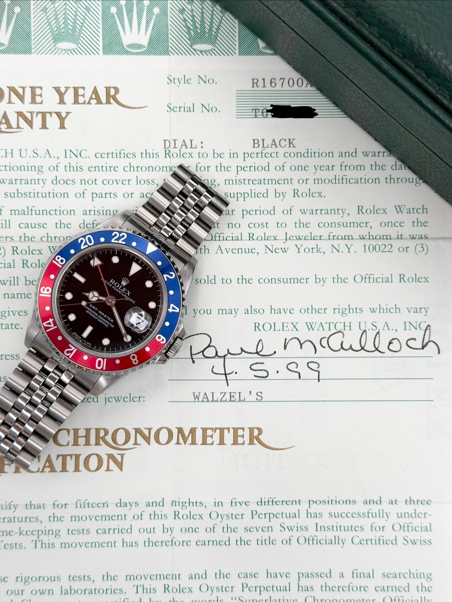 Rolex GMT-Master 16700