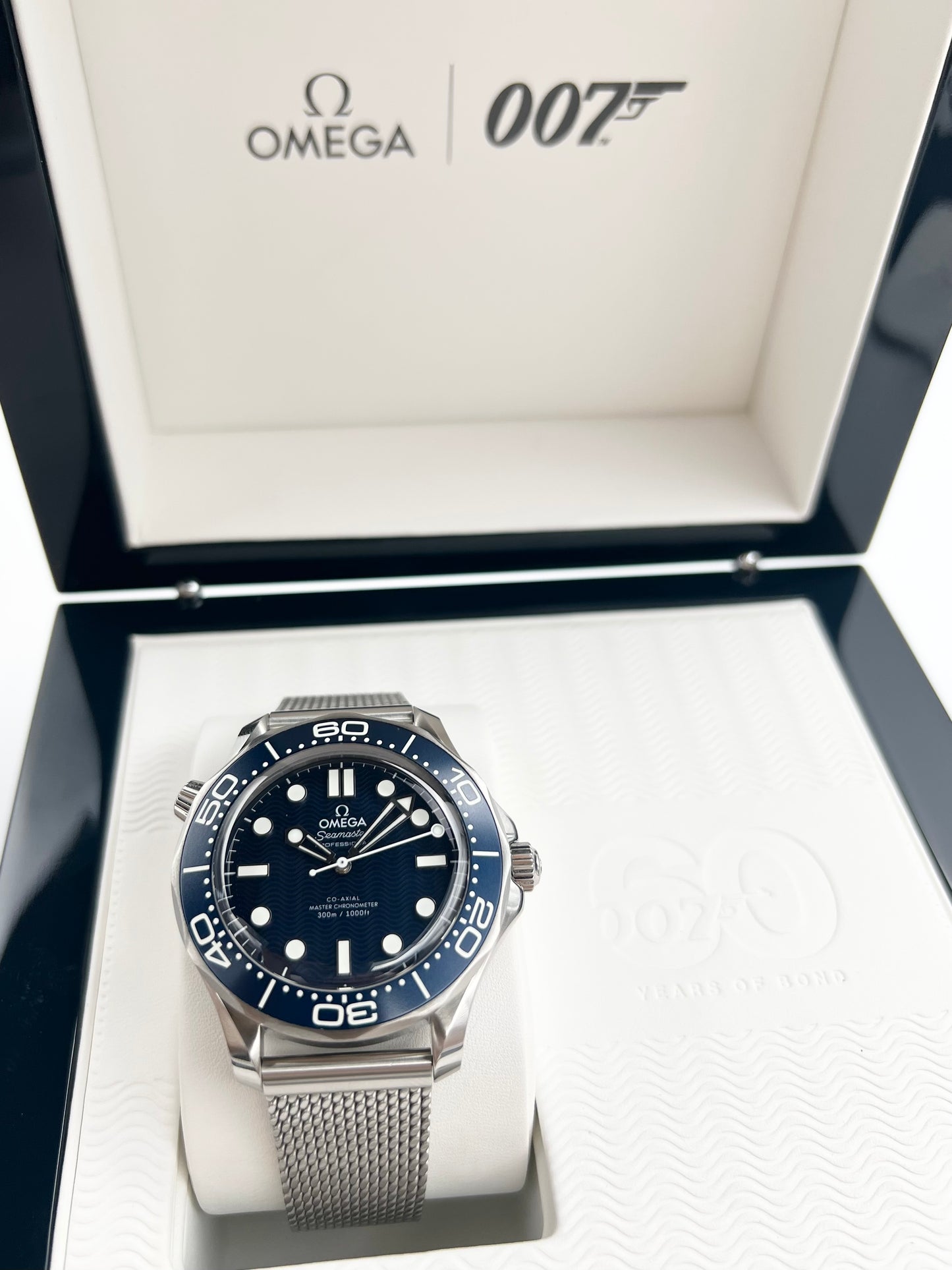 Omega Seamaster Diver 300M “James Bond 60th Anniversary”