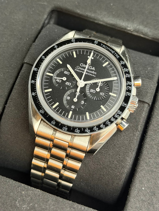 Omega Speedmaster Moonwatch Professional
