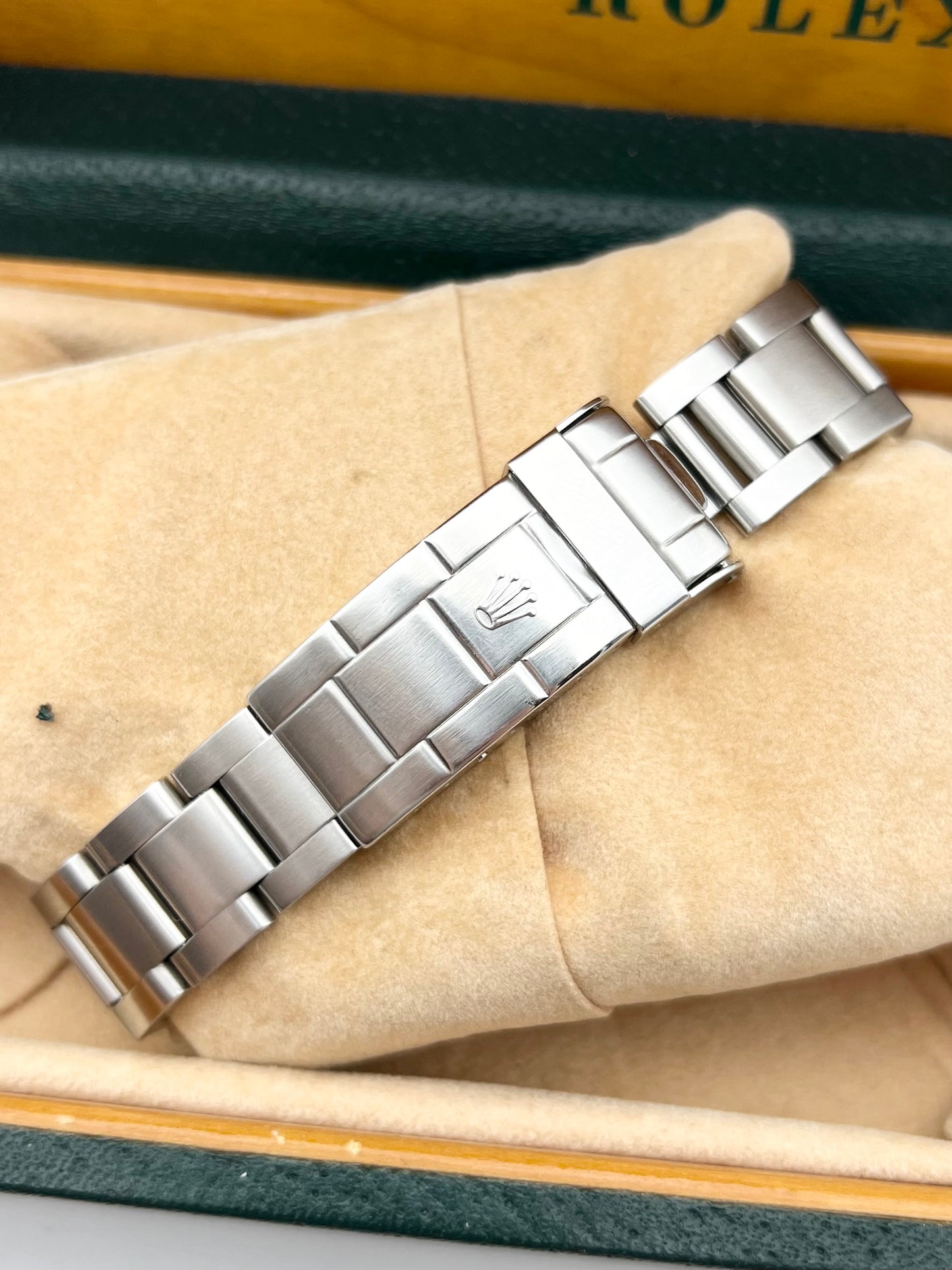 Rolex Submariner 16800