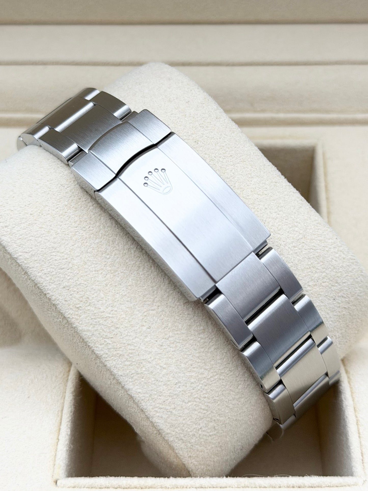 Rolex Oyster Perpetual 116000