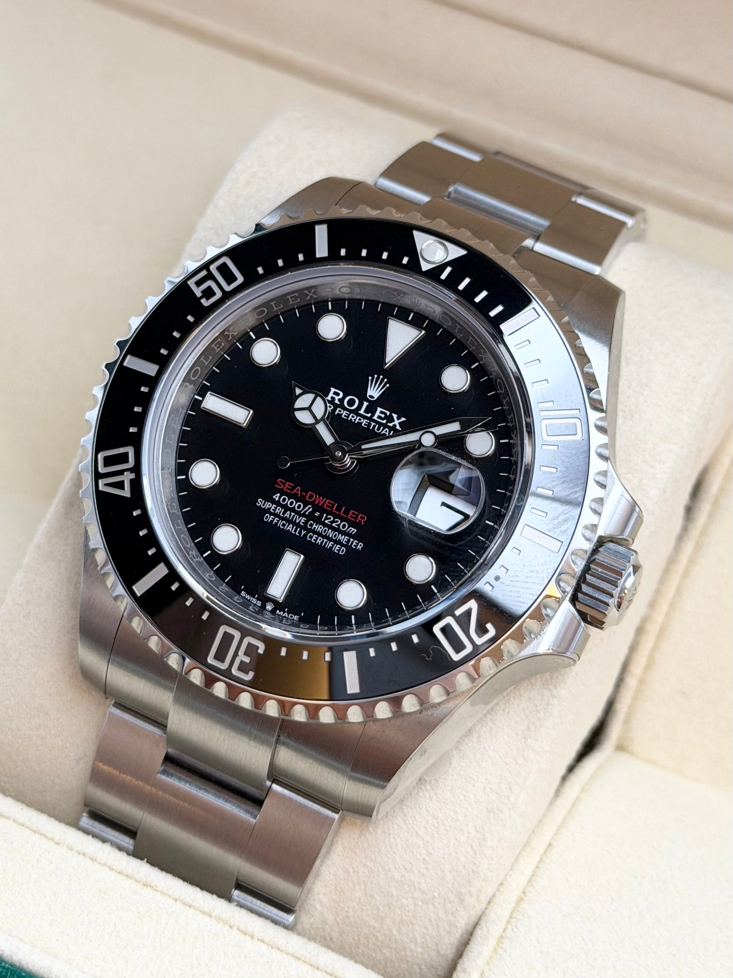 Rolex Sea-Dweller 126600