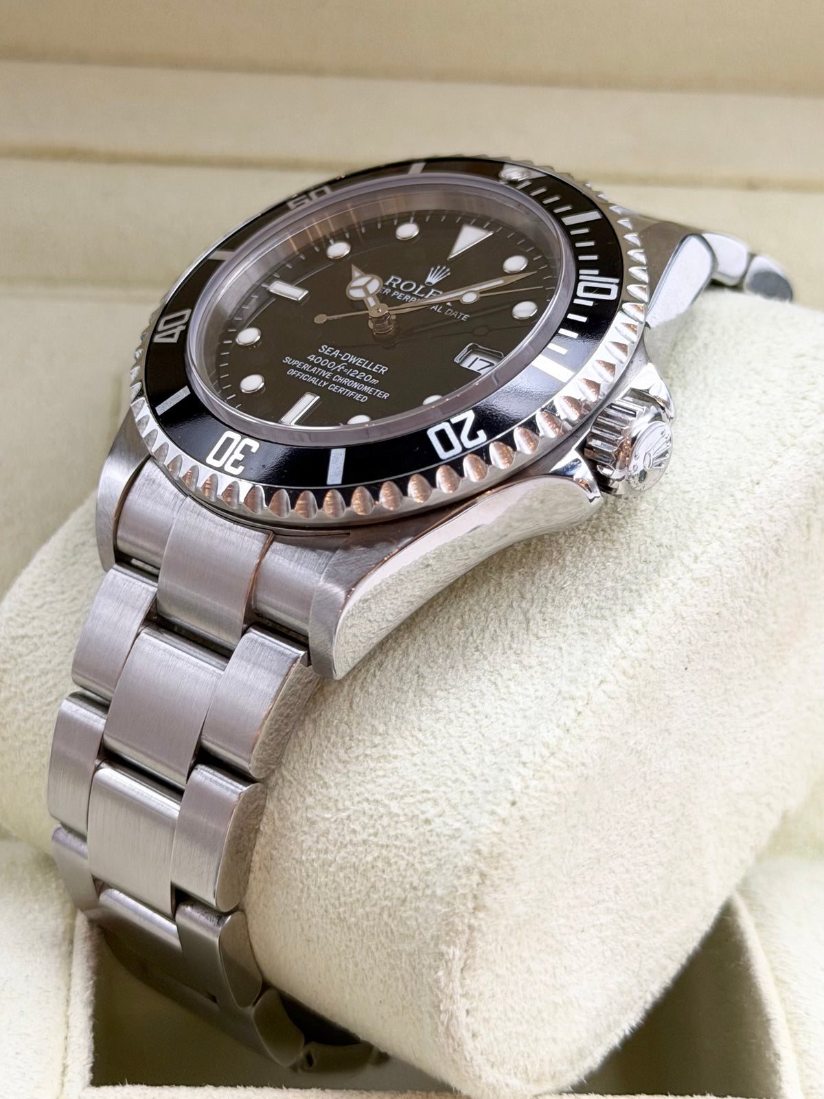 Rolex Sea-Dweller 16600