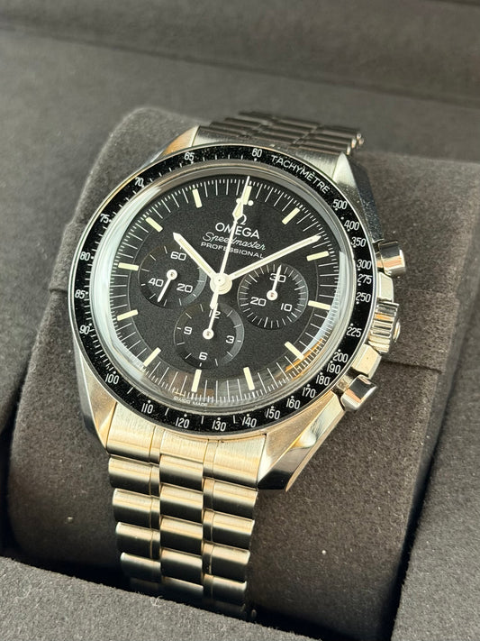 Omega Speedmaster Moonwatch Professional