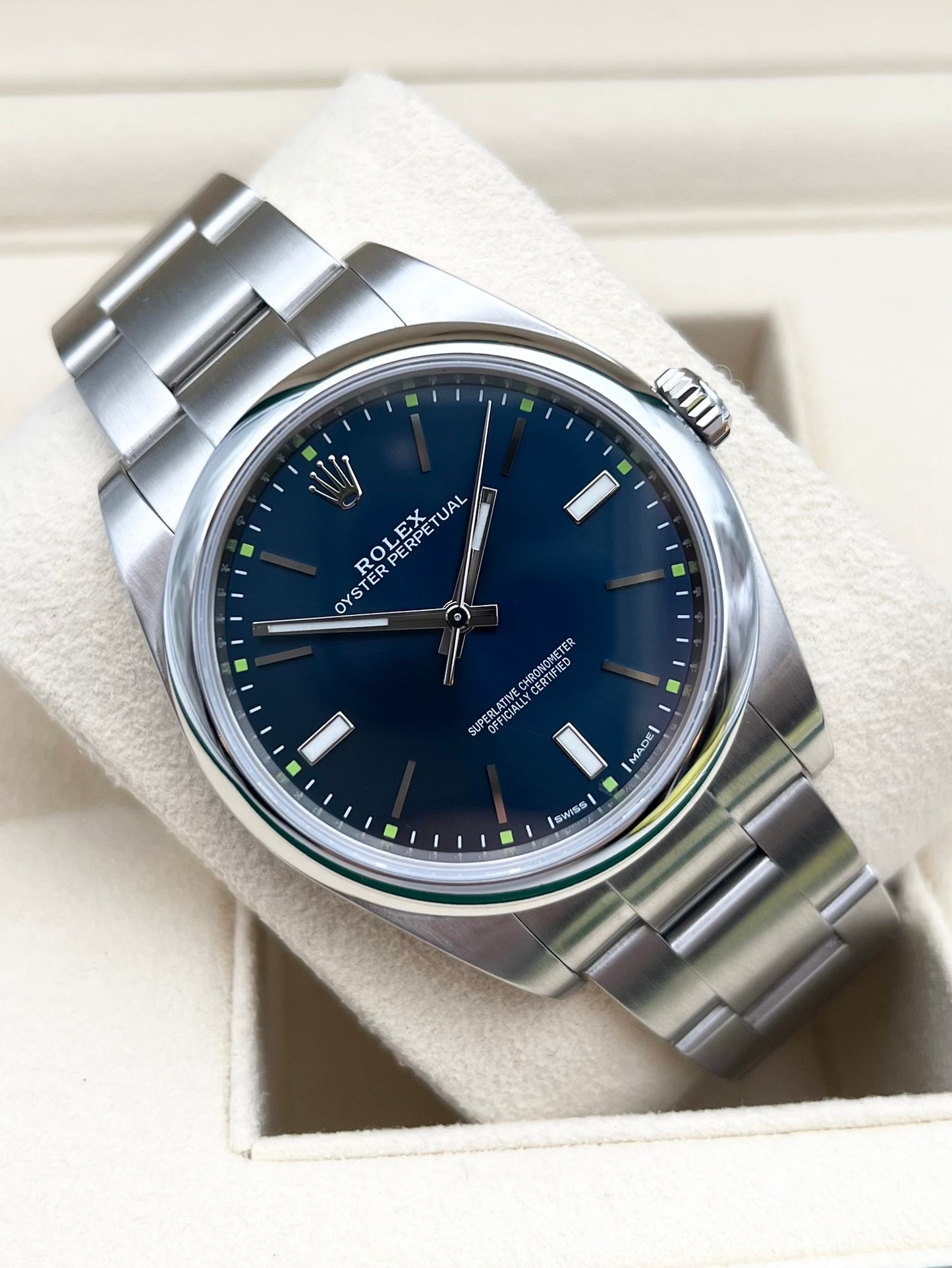 Rolex Oyster Perpetual 114300