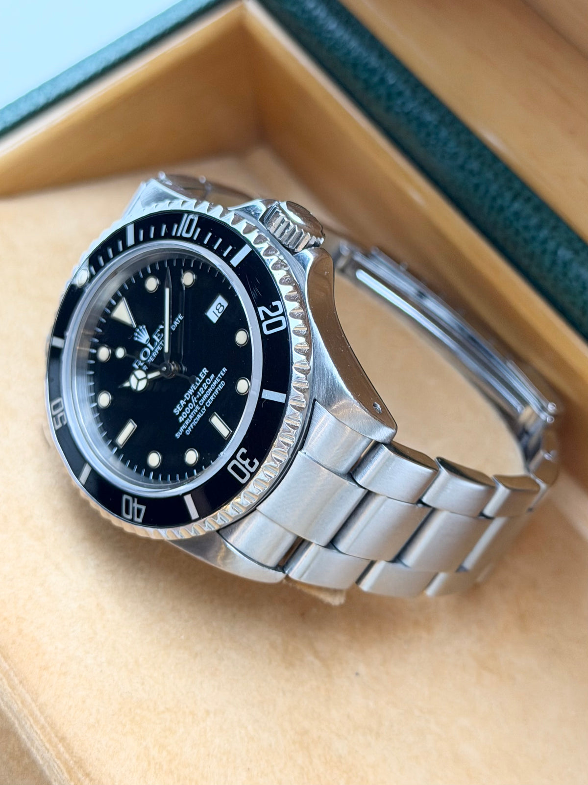 Rolex Sea-Dweller 16600