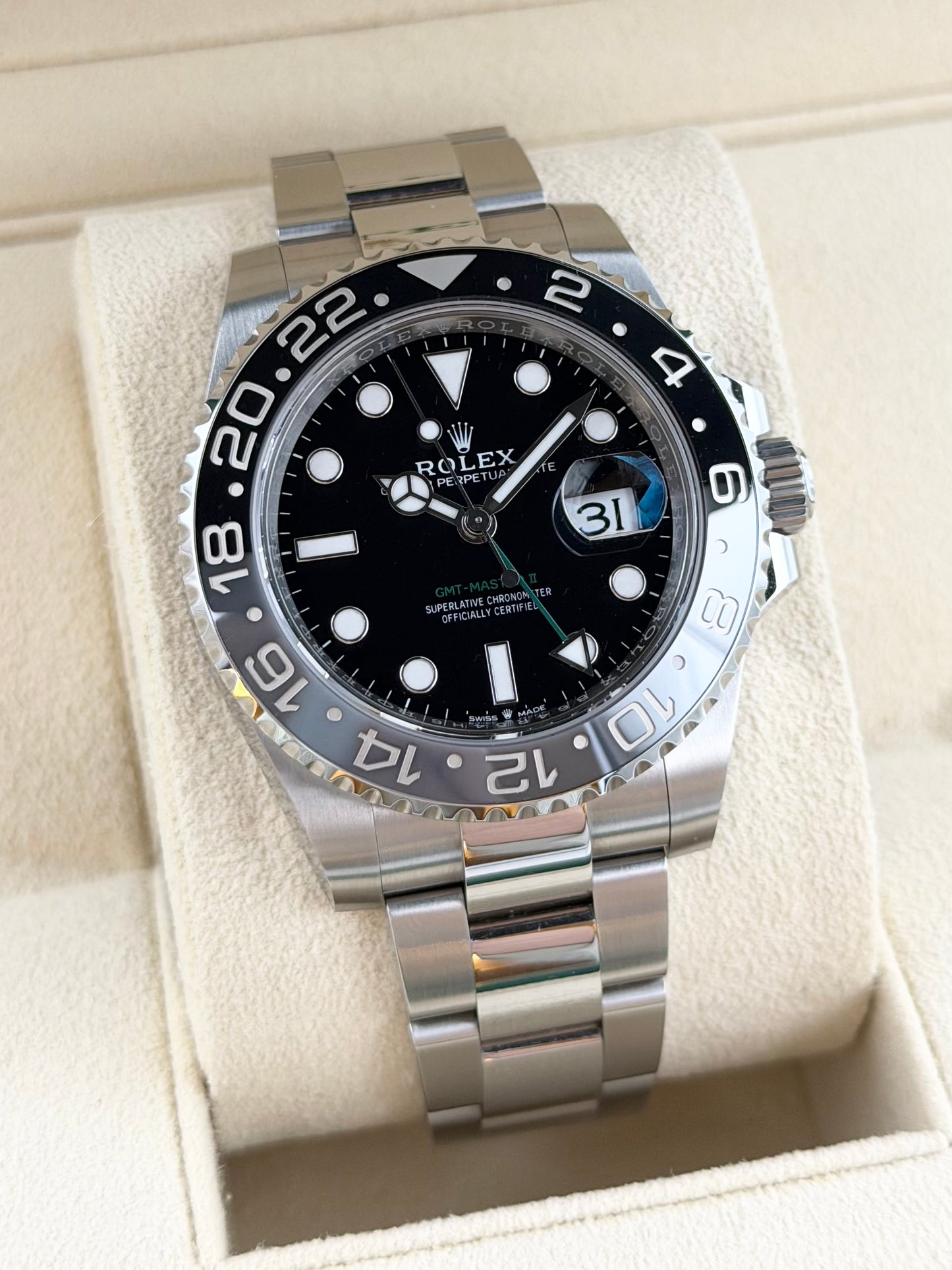 Rolex GMT-Master II 126710GRNR