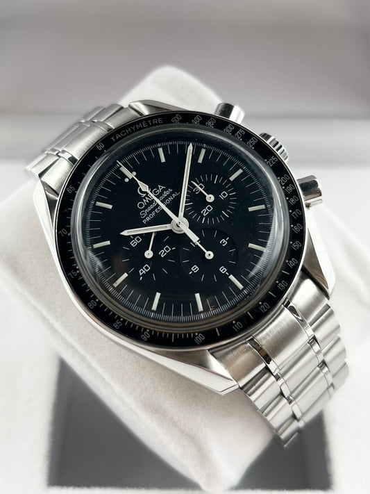 Omega Speedmaster Moonwatch