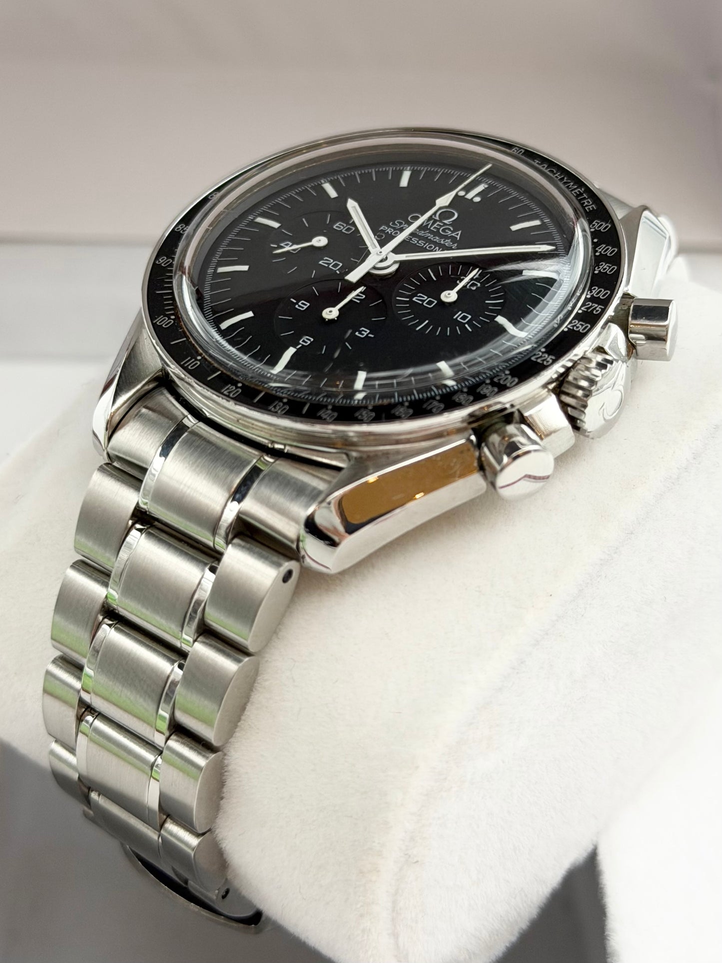 Omega Speedmaster Moonwatch