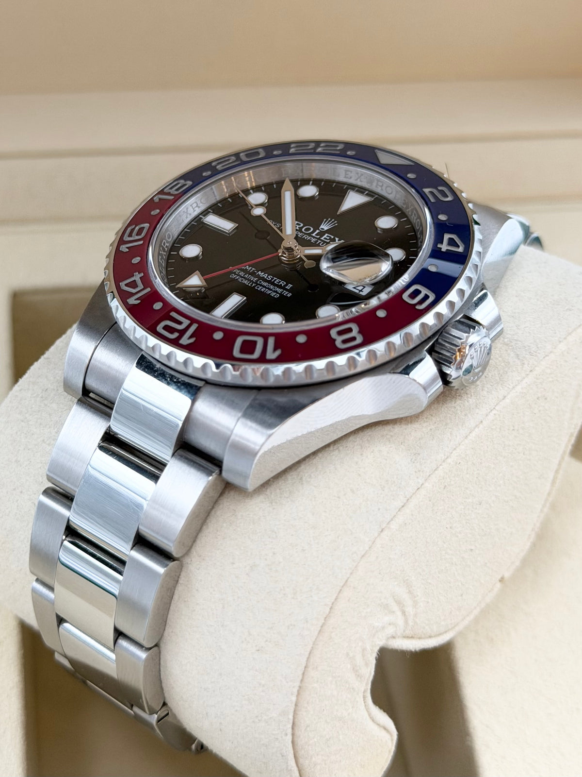 Rolex GMT-Master II 126710BLRO