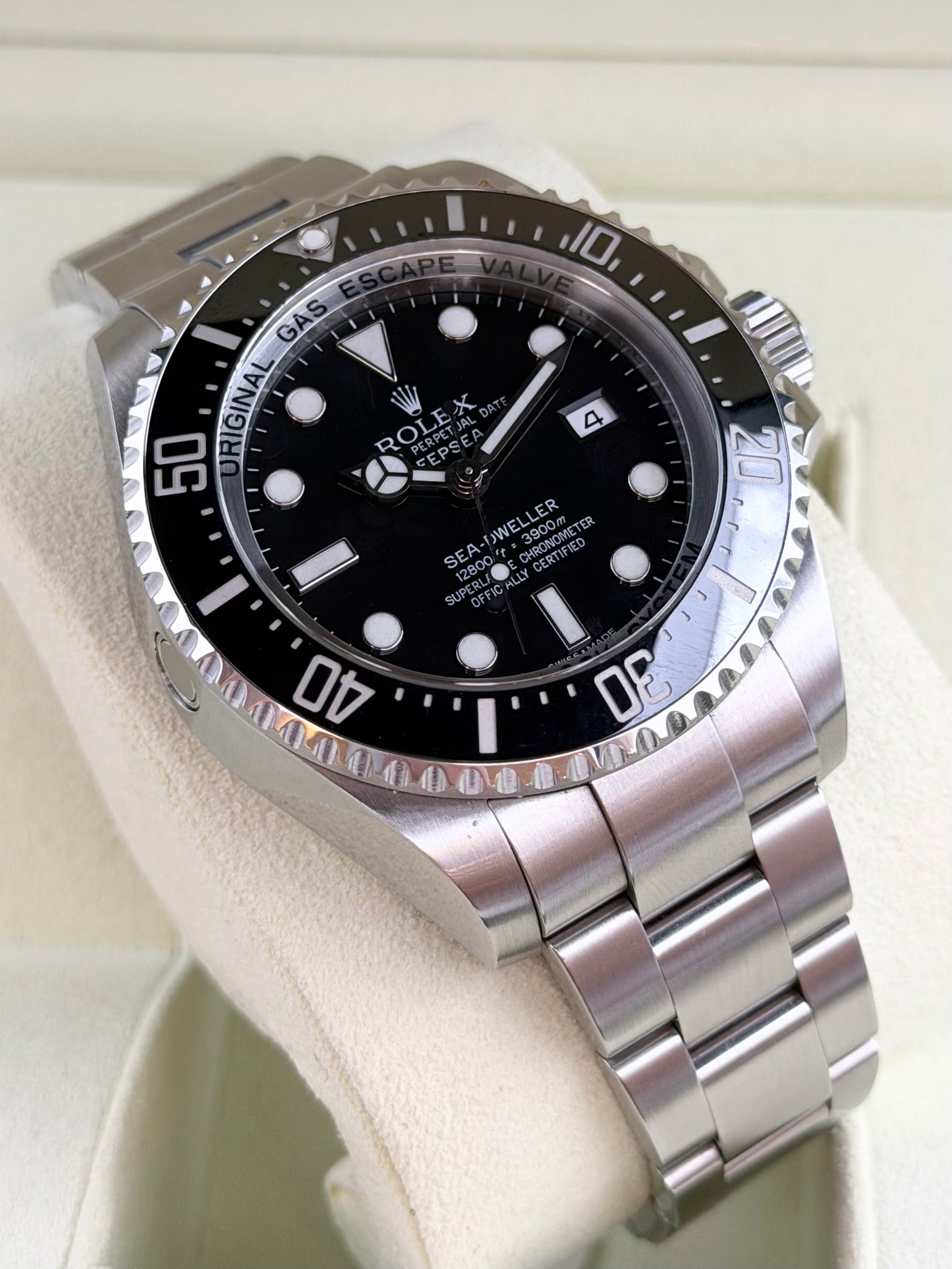 Rolex Sea-Dweller Deepsea 116660