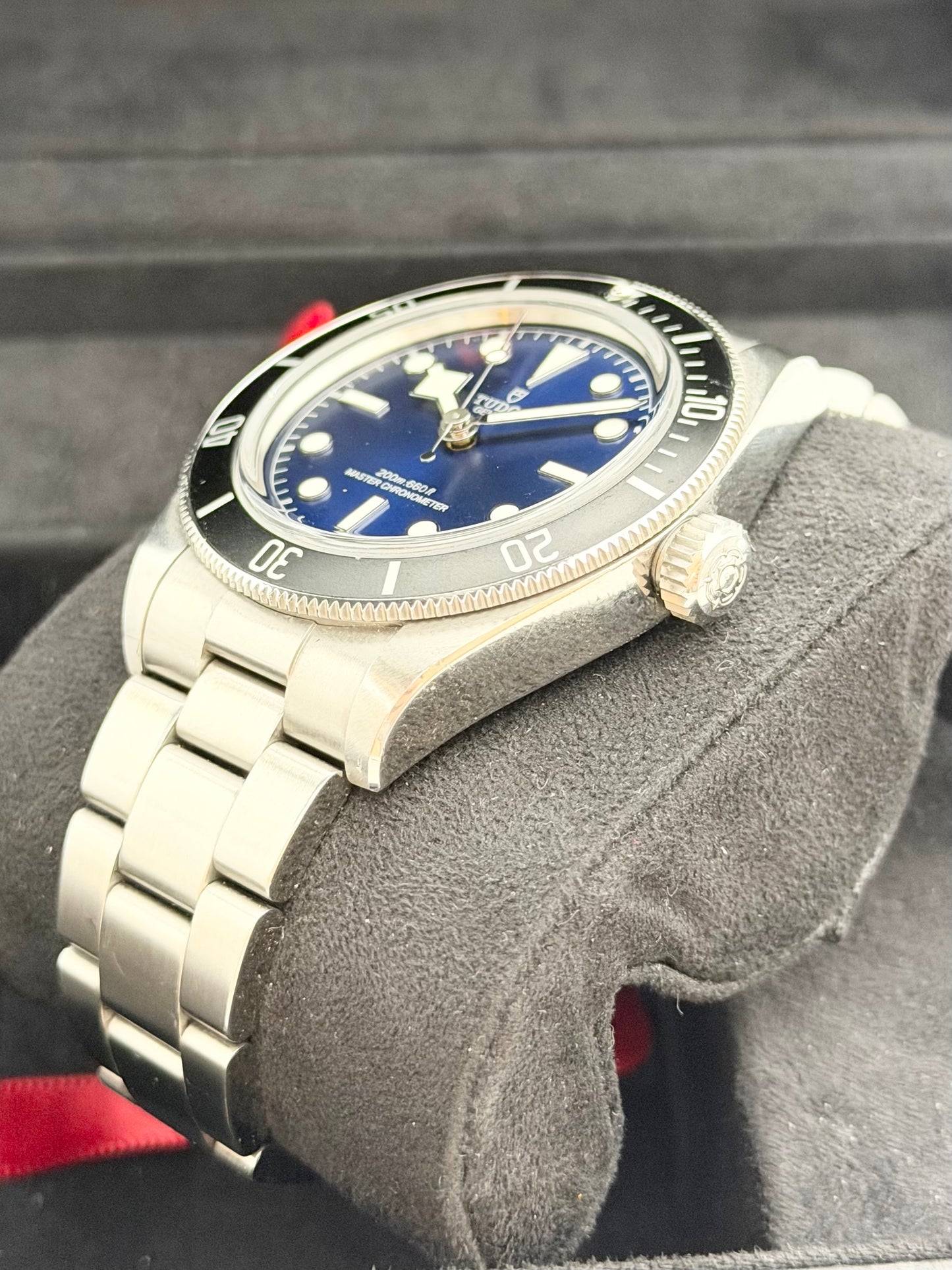 Tudor Black Bay 68