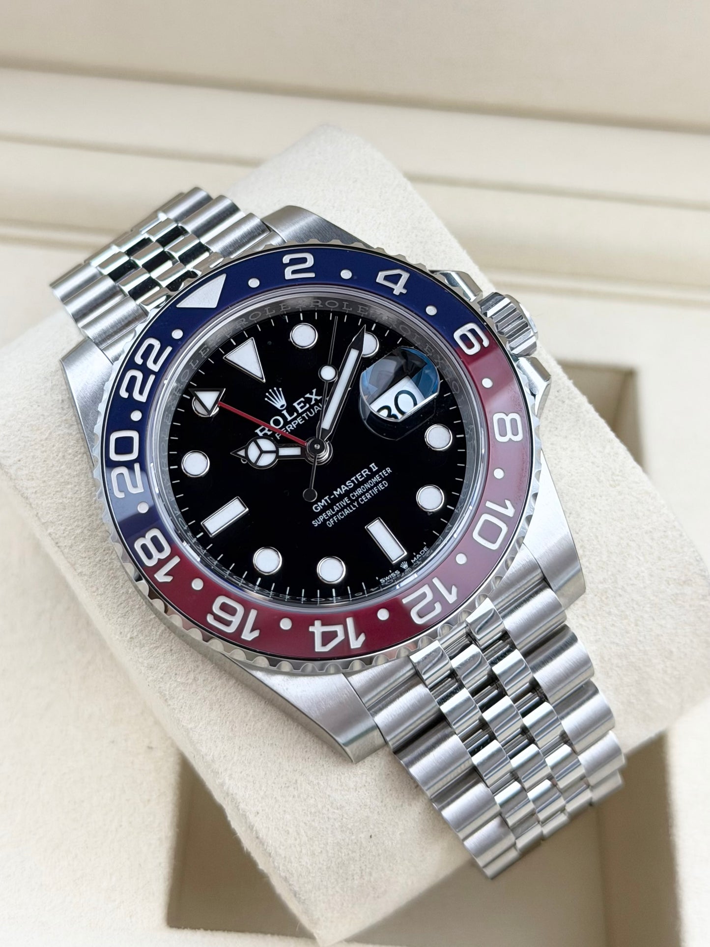 Rolex GMT-Master II 126710BLRO