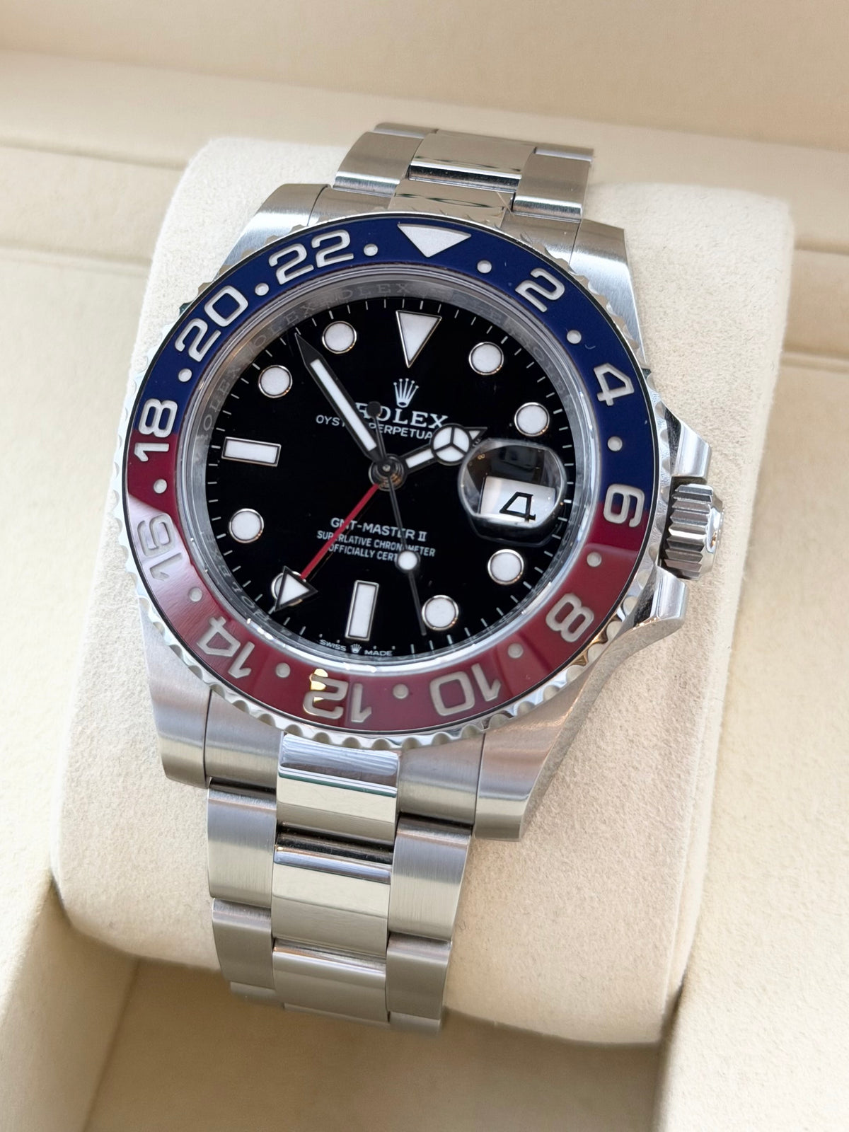 Rolex GMT-Master II 126710BLRO