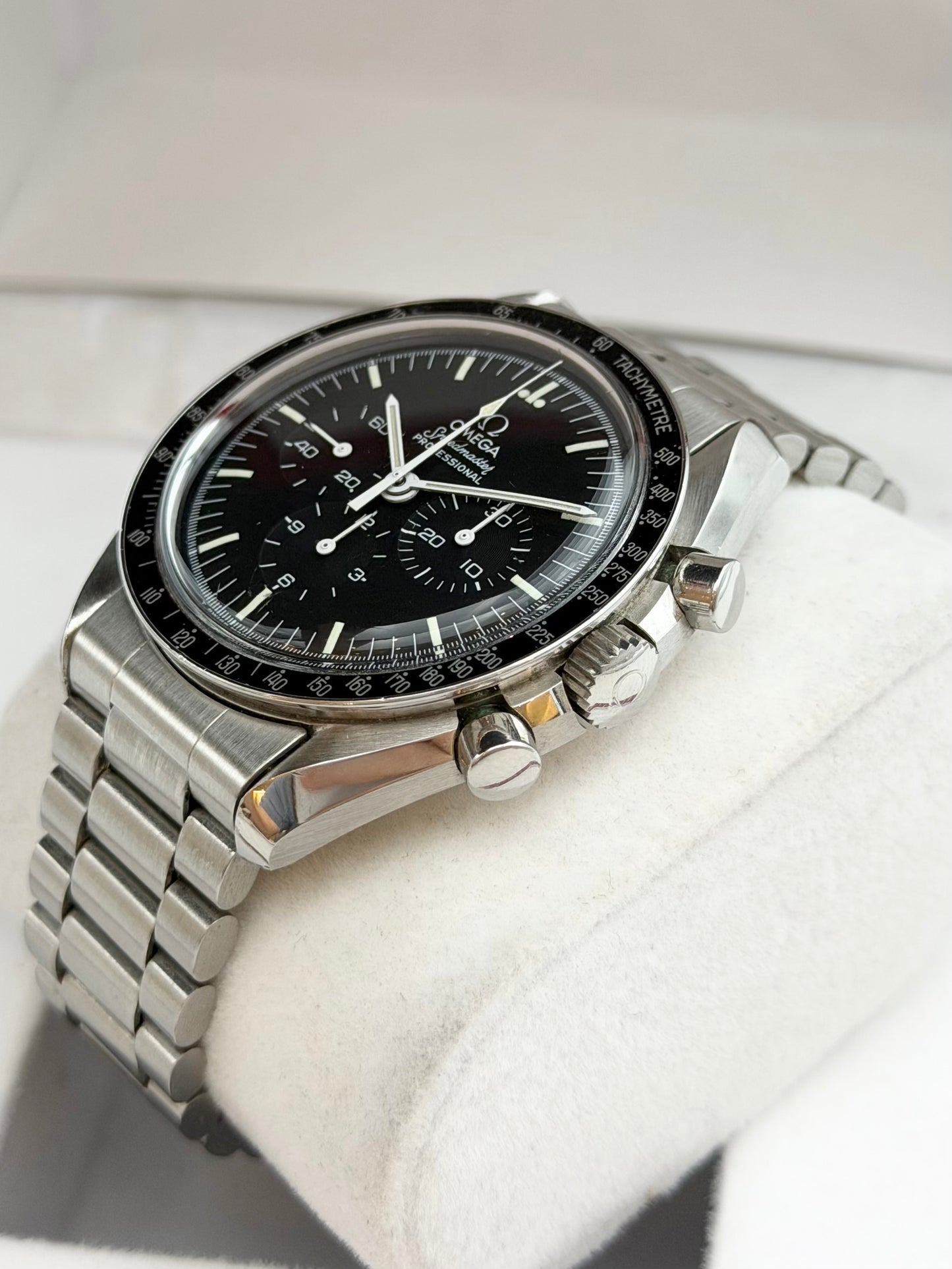 Omega Speedmaster Moonwatch