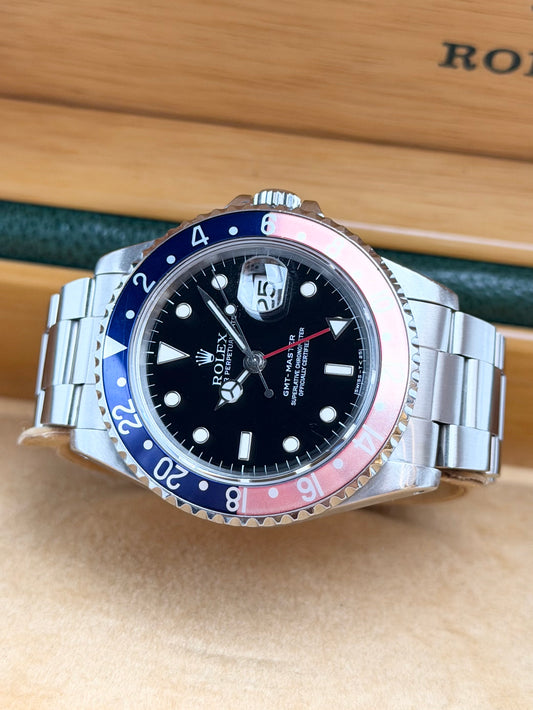 Rolex GMT-Master 16700