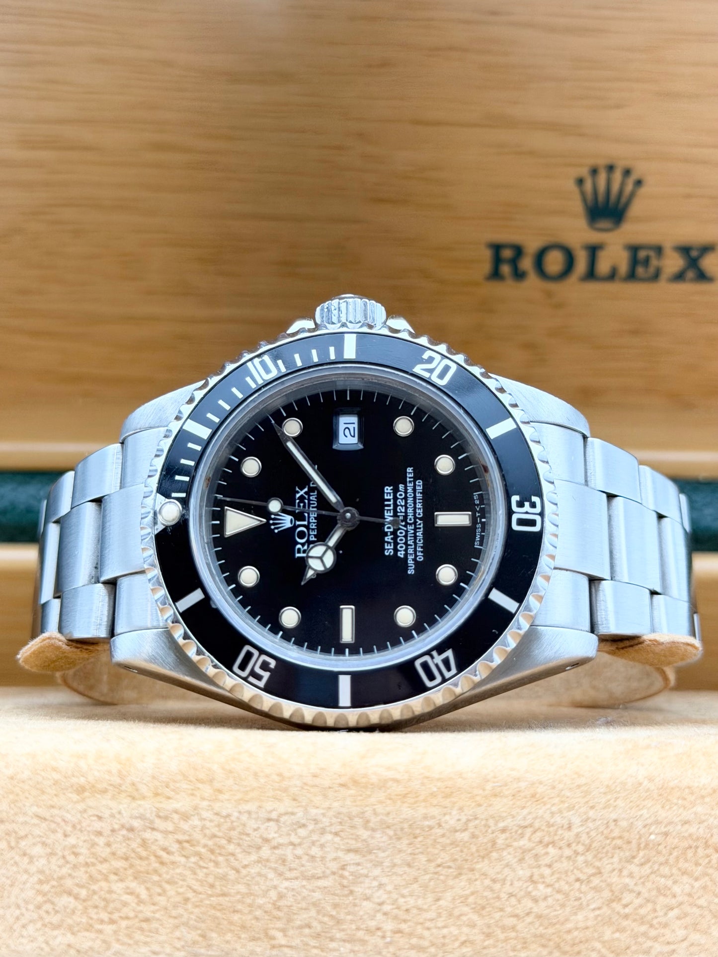 Rolex Sea-Dweller 16600