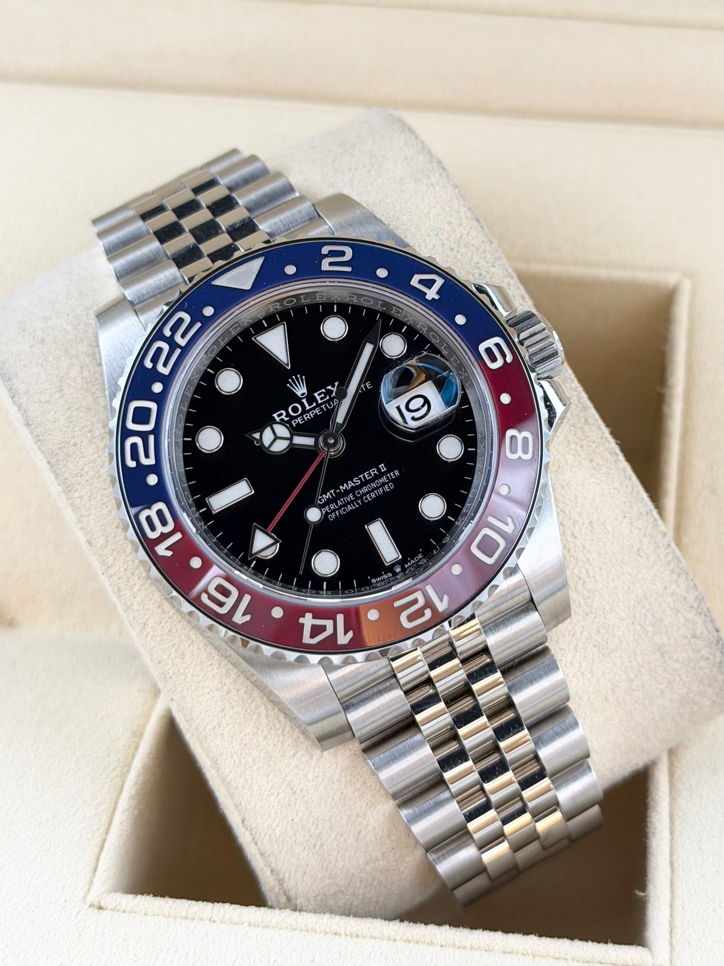 Rolex GMT-Master II 126710BLRO