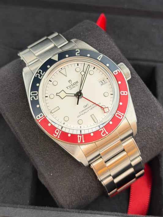 Tudor Black Bay GMT