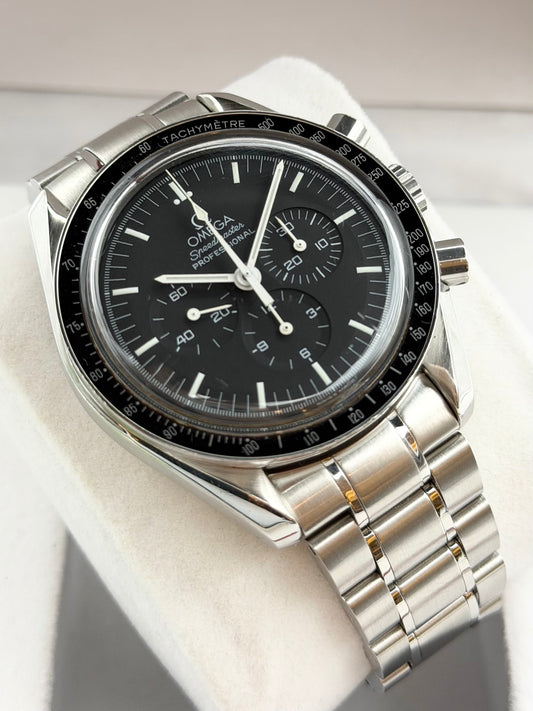 Omega Speedmaster Moonwatch