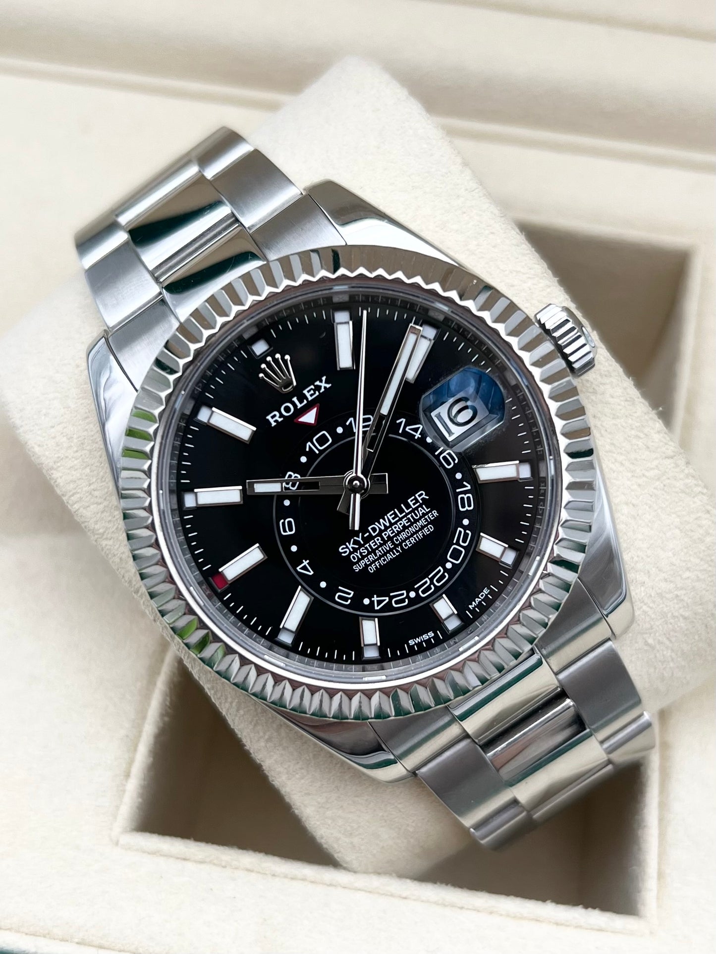Rolex Sky-Dweller 326934
