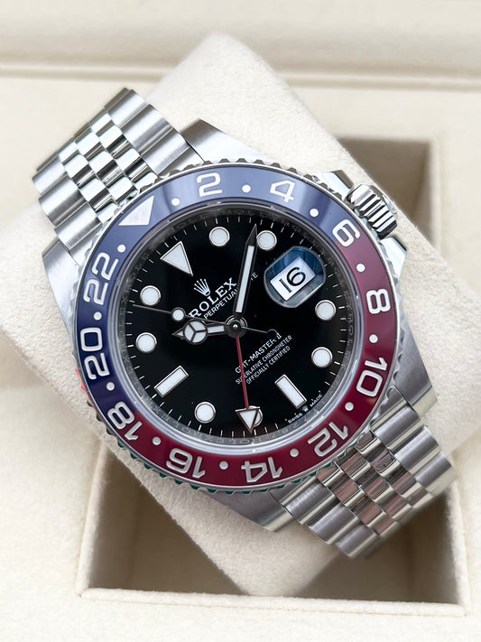 Rolex GMT-Master II 126710BLRO
