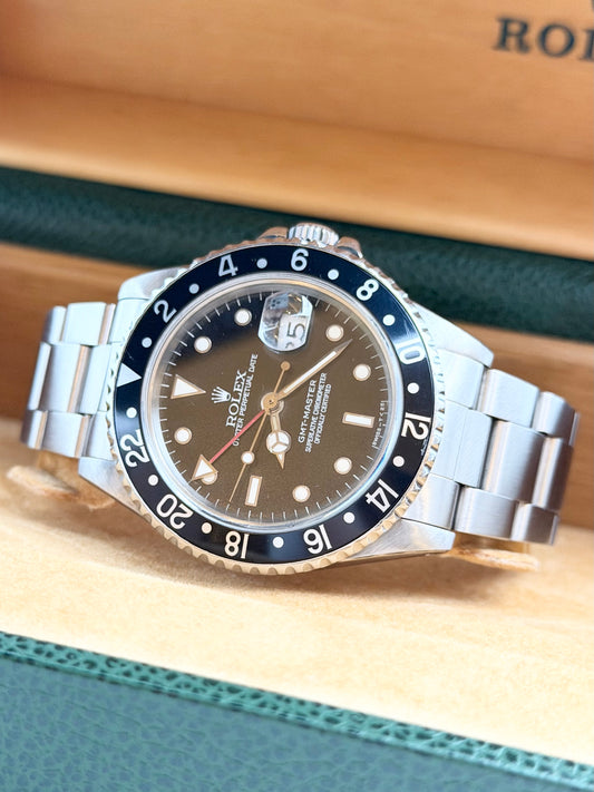 Rolex GMT-Master 16700