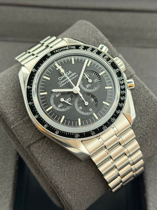 Omega Speedmaster Moonwatch Professional
