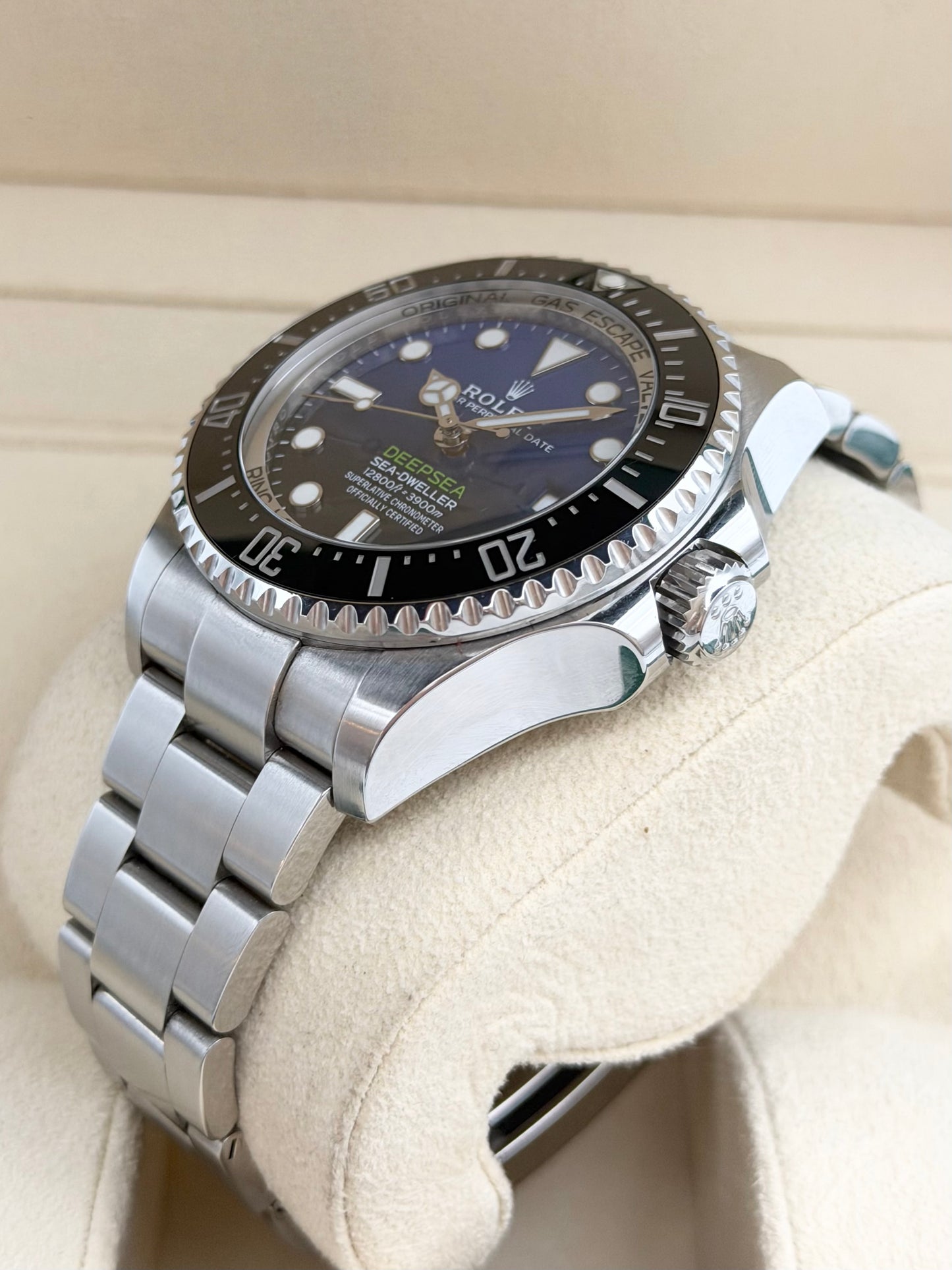Rolex Sea-Dweller Deepsea 126660