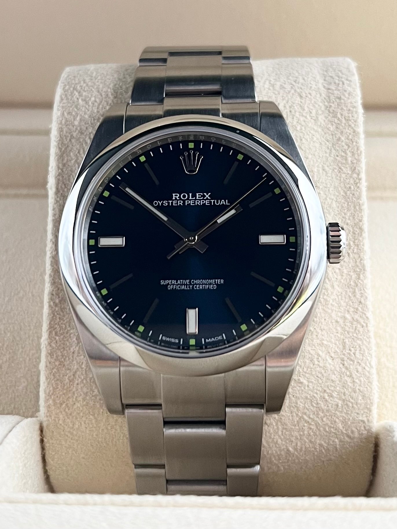 Rolex Oyster Perpetual 114300