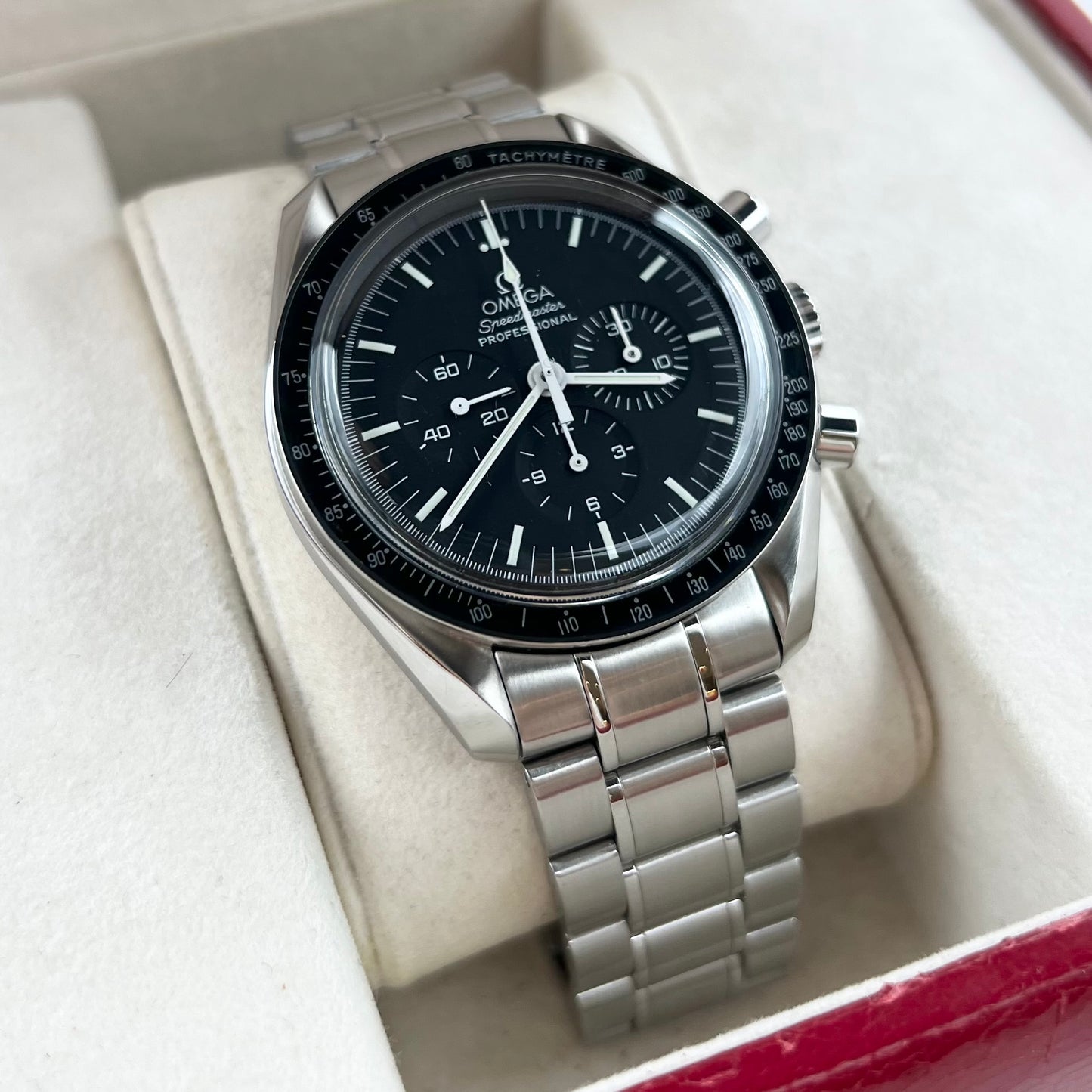 Omega Speedmaster Moonwatch