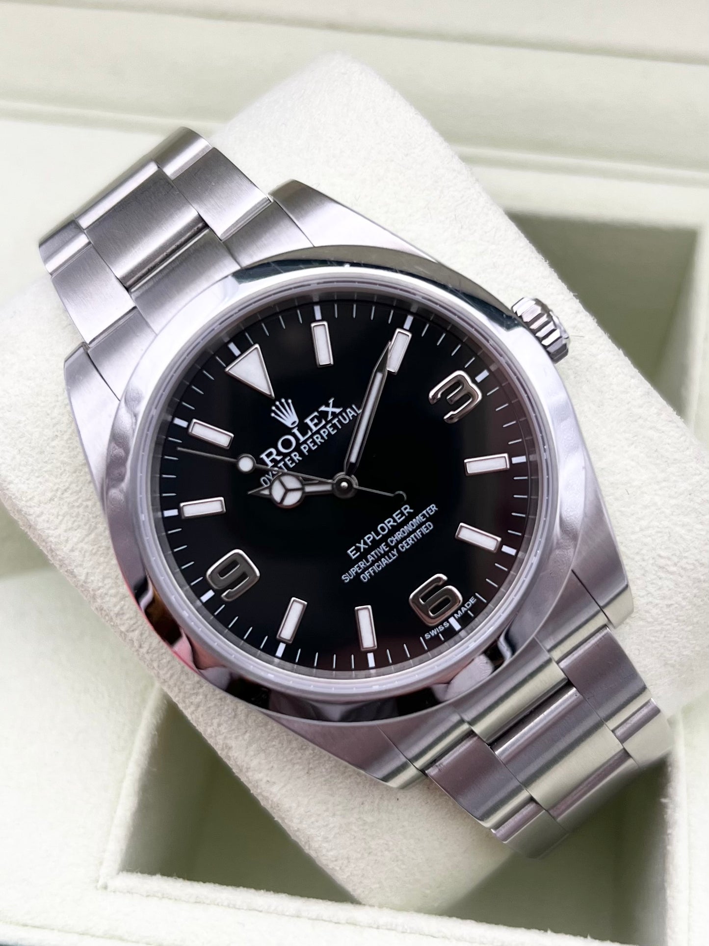 Rolex Explorer 214270