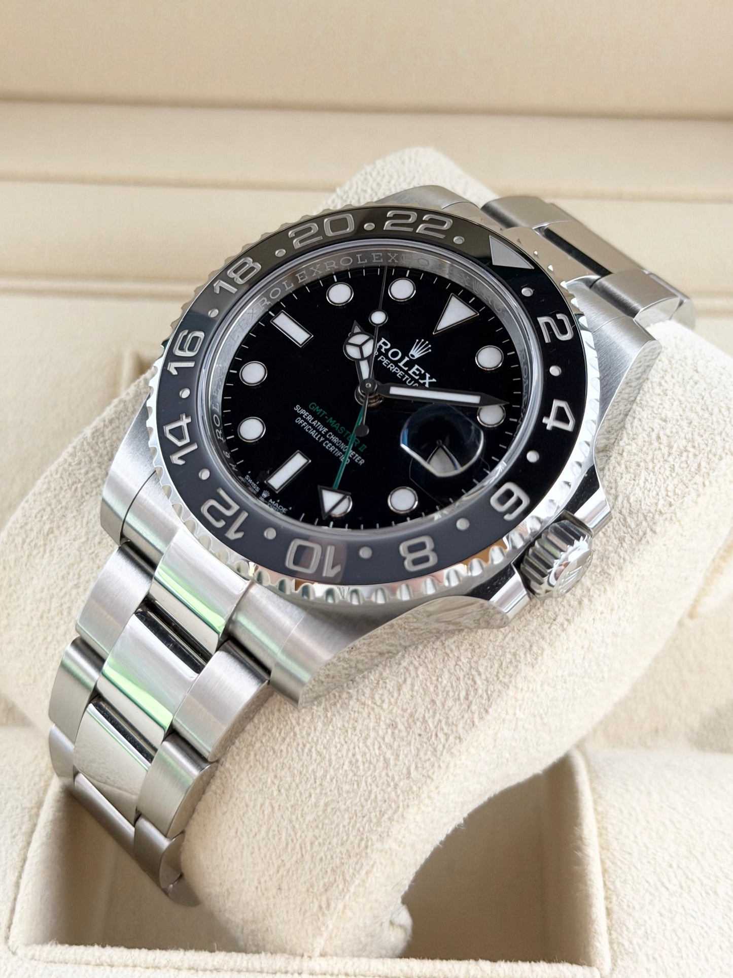 Rolex GMT-Master II 126710GRNR